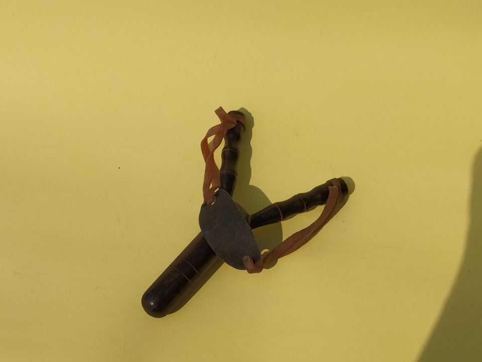 কাঠের গুলতি(chw-059)